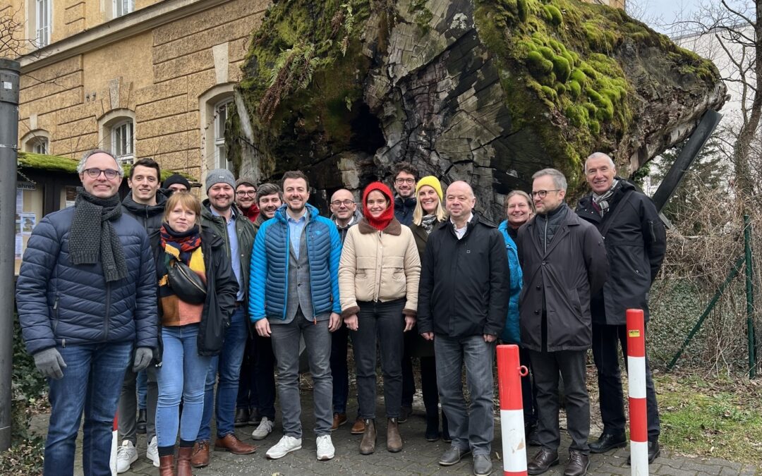 Forschungsprojekt zum kreislaufgerechten Holztafelbau gestartet